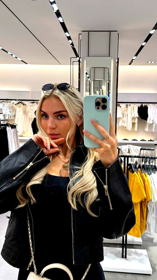 alexissshv snapchat image archive image