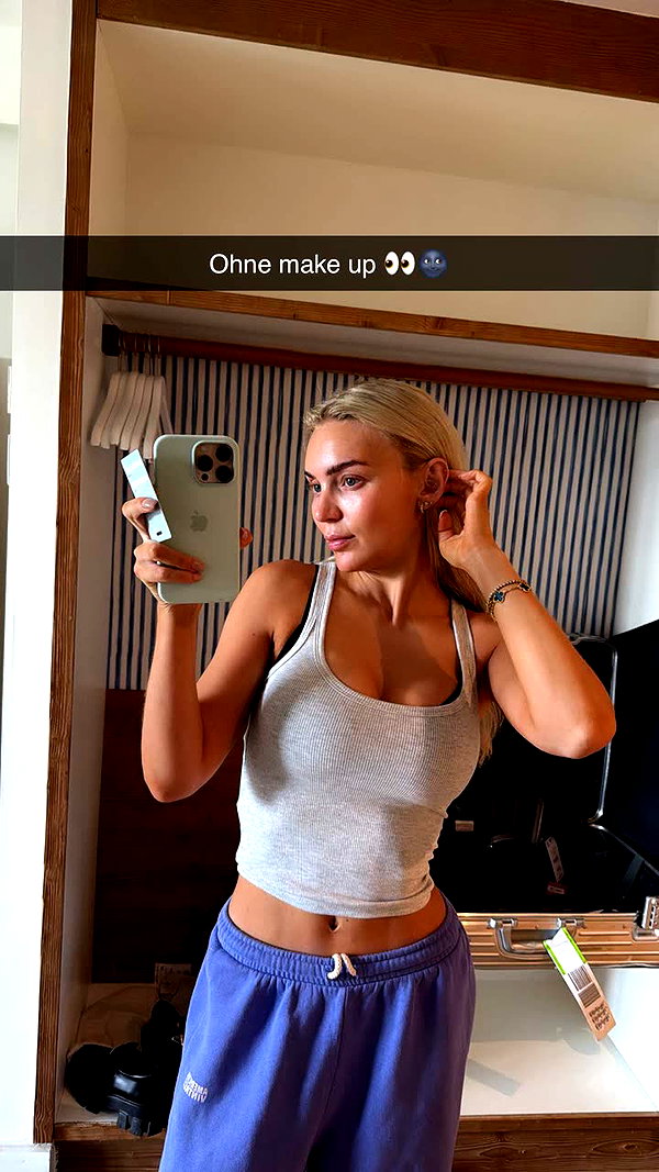 alexissshv snapchat image archive image
