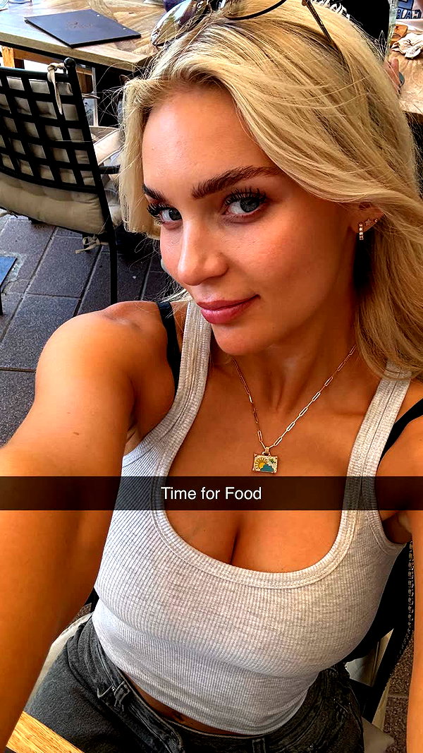 alexissshv snapchat image archive image
