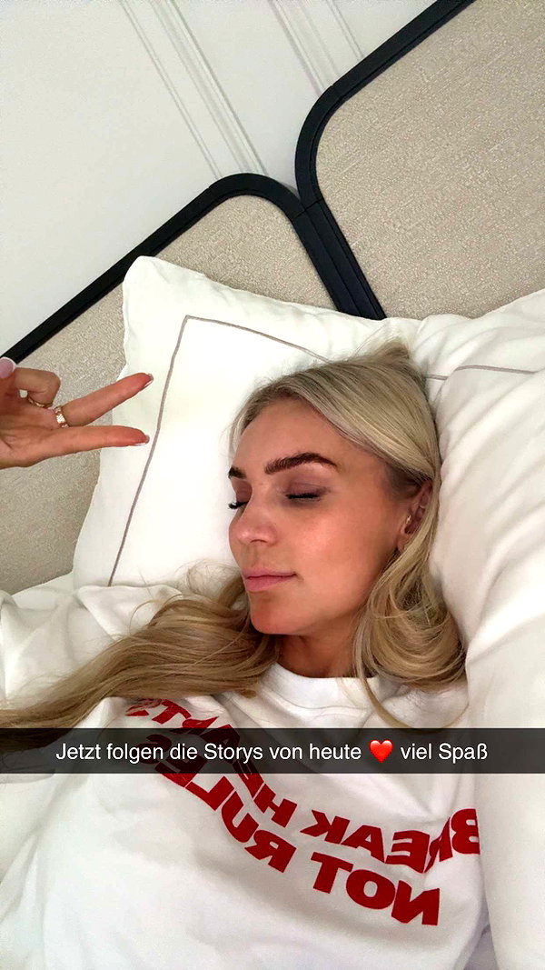 alexissshv snapchat image archive image