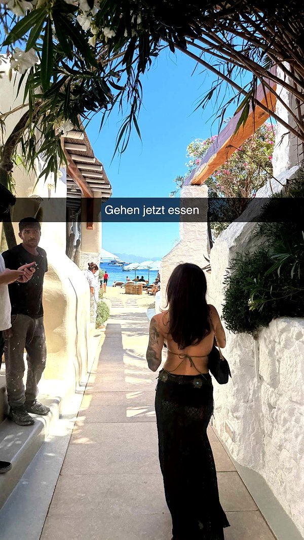 alexissshv snapchat image archive image