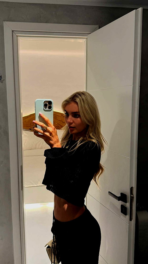 alexissshv snapchat image archive image