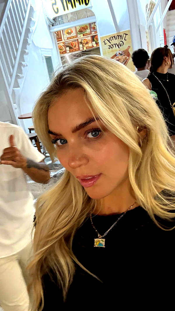 alexissshv snapchat image archive image