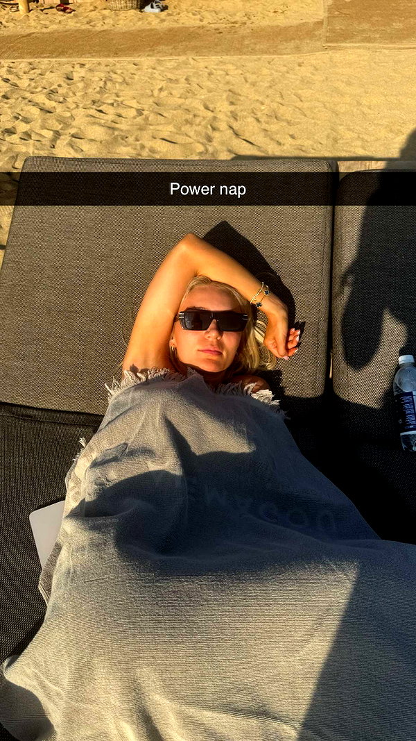 alexissshv snapchat image archive image