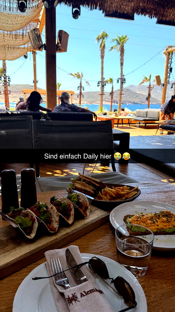 alexissshv snapchat image archive image