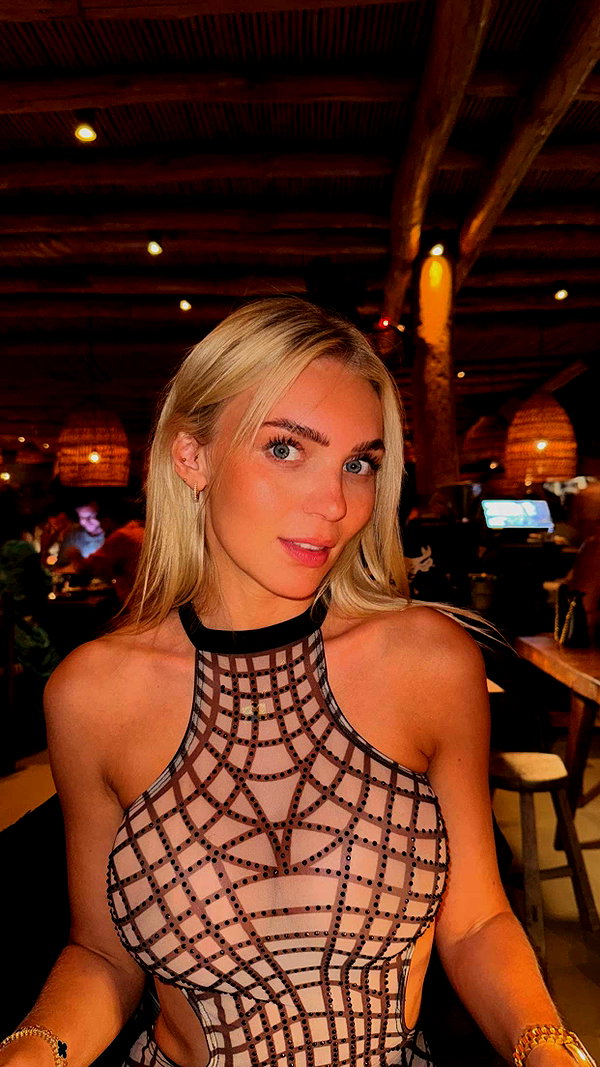 alexissshv snapchat image archive image