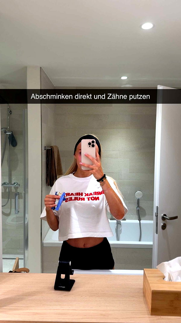 alexissshv snapchat image archive image