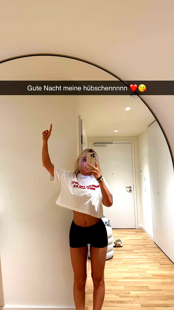 alexissshv snapchat image archive image