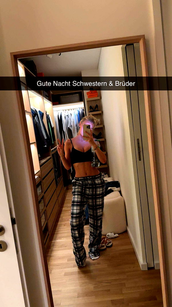 alexissshv snapchat image archive image