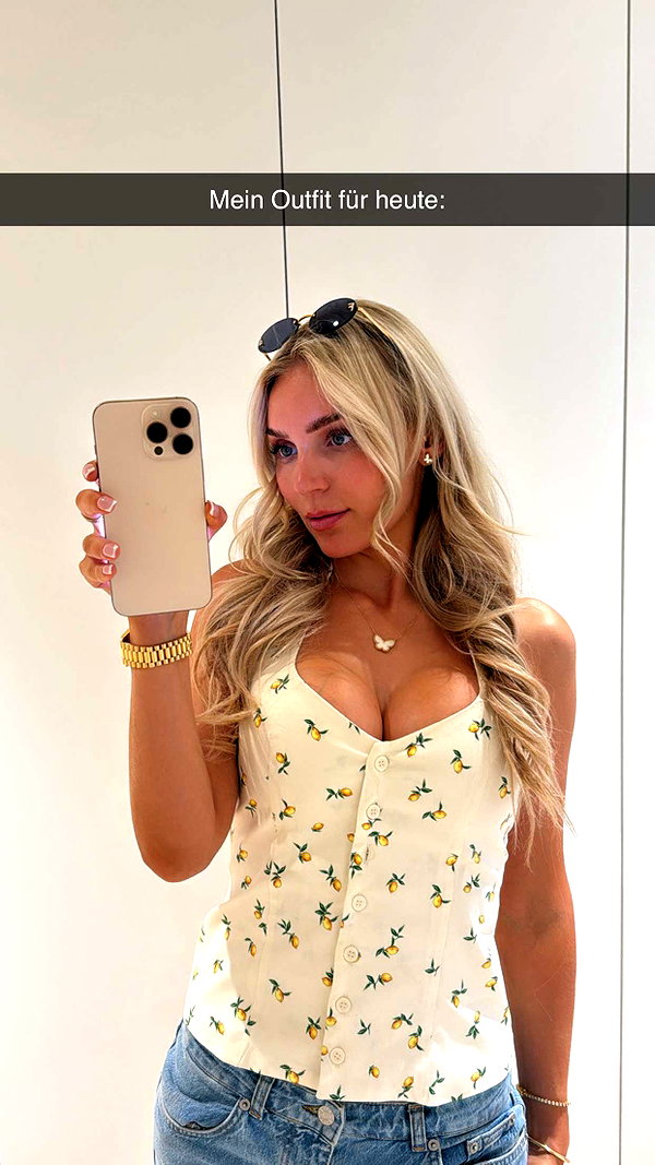 alexissshv snapchat image archive image