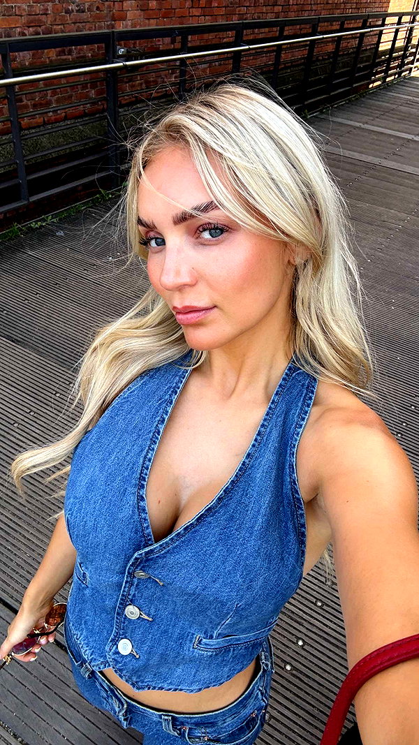 alexissshv snapchat image archive image