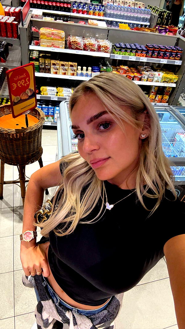 alexissshv snapchat image archive image