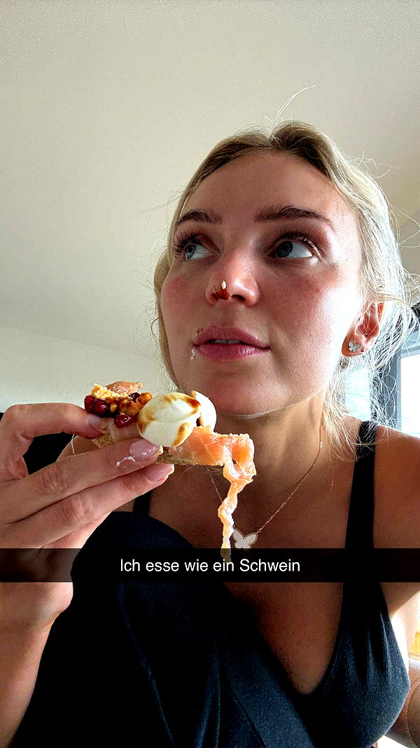 alexissshv snapchat image archive image