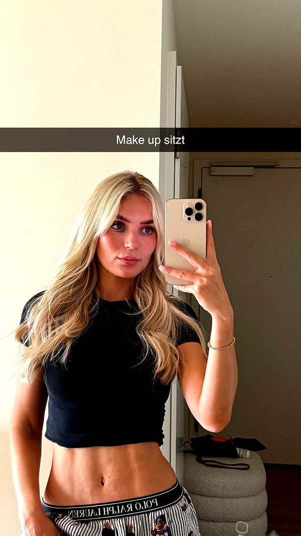 alexissshv snapchat image archive image