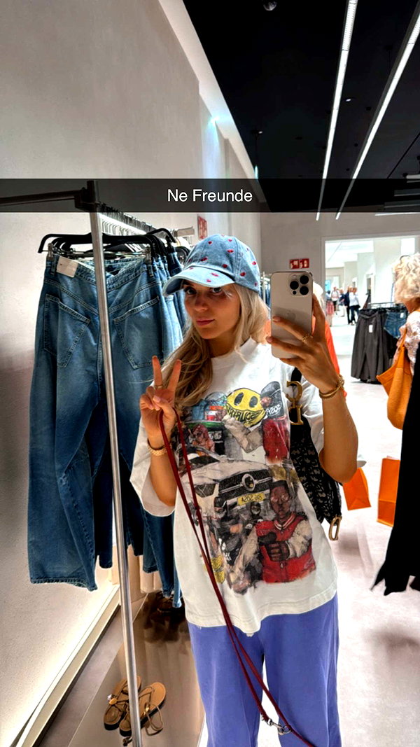 alexissshv snapchat image archive image