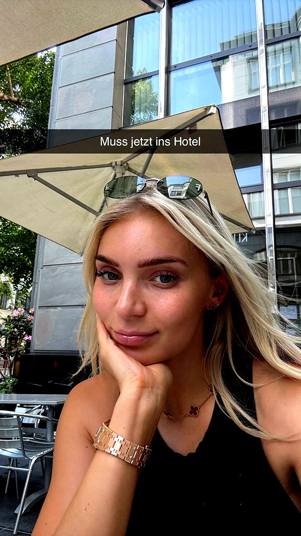 alexissshv snapchat image archive image