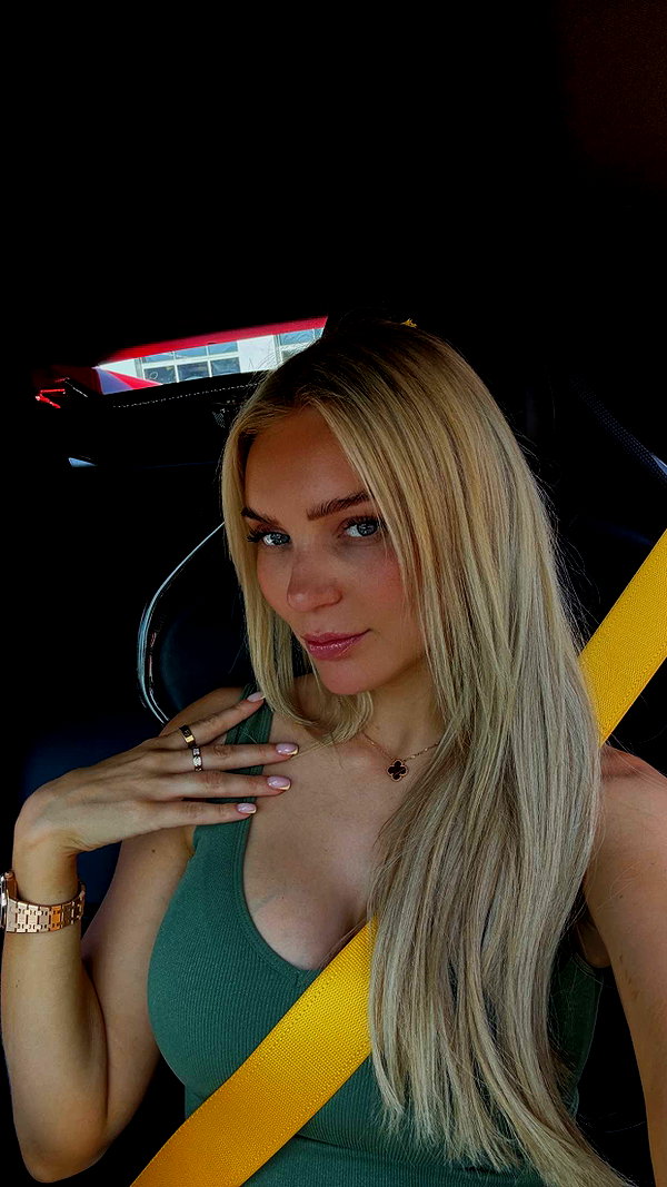 alexissshv snapchat image archive image