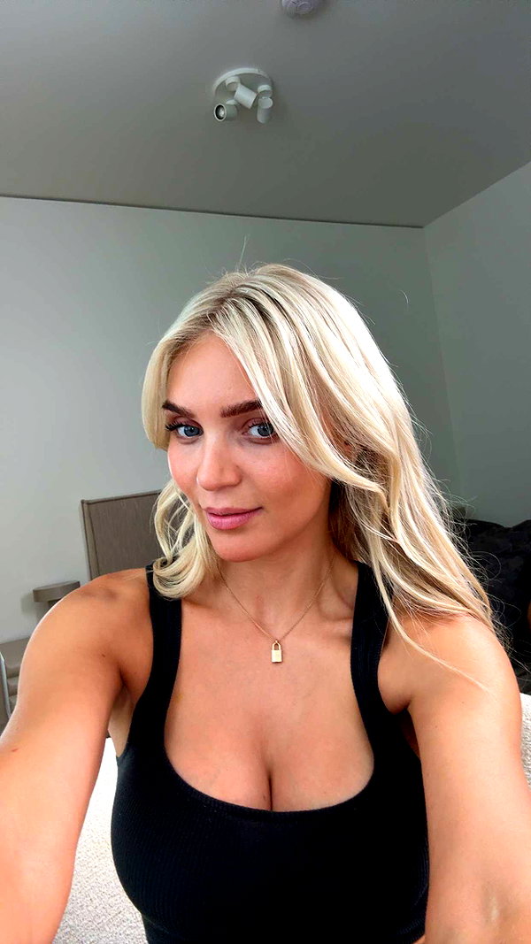 alexissshv snapchat image archive image