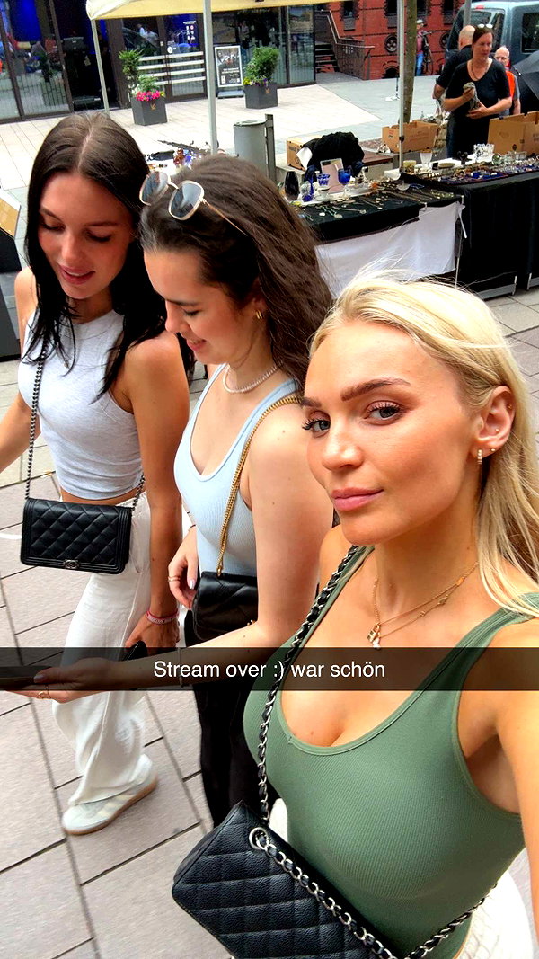 alexissshv snapchat image archive image