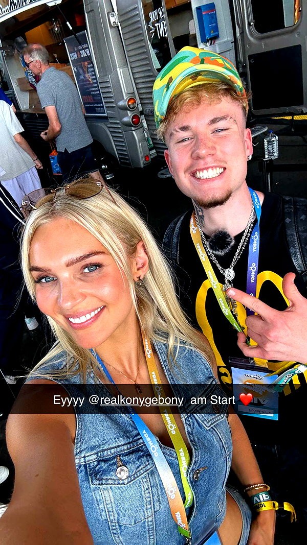 alexissshv snapchat image archive image