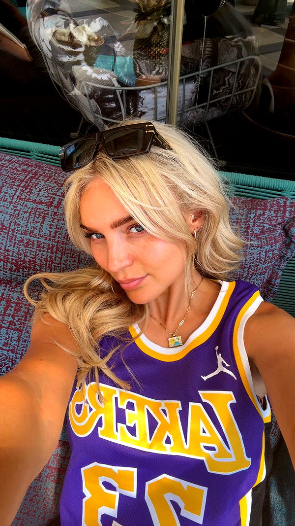 alexissshv snapchat image archive image