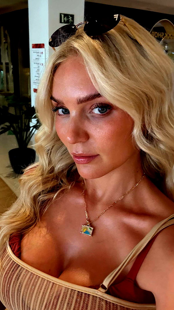 alexissshv snapchat image archive image