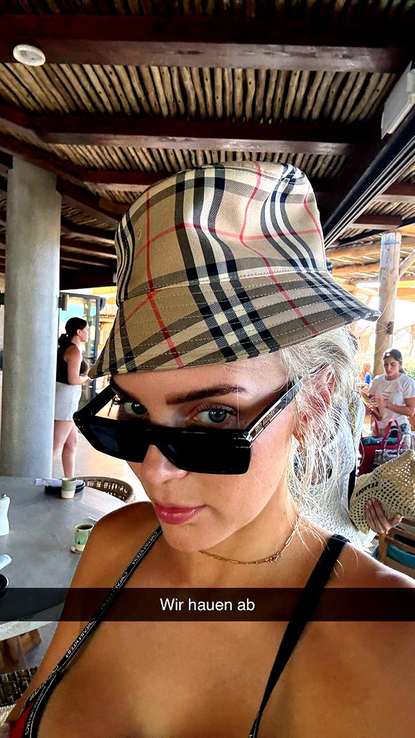 alexissshv snapchat image archive image