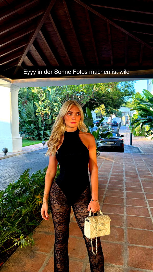 alexissshv snapchat image archive image