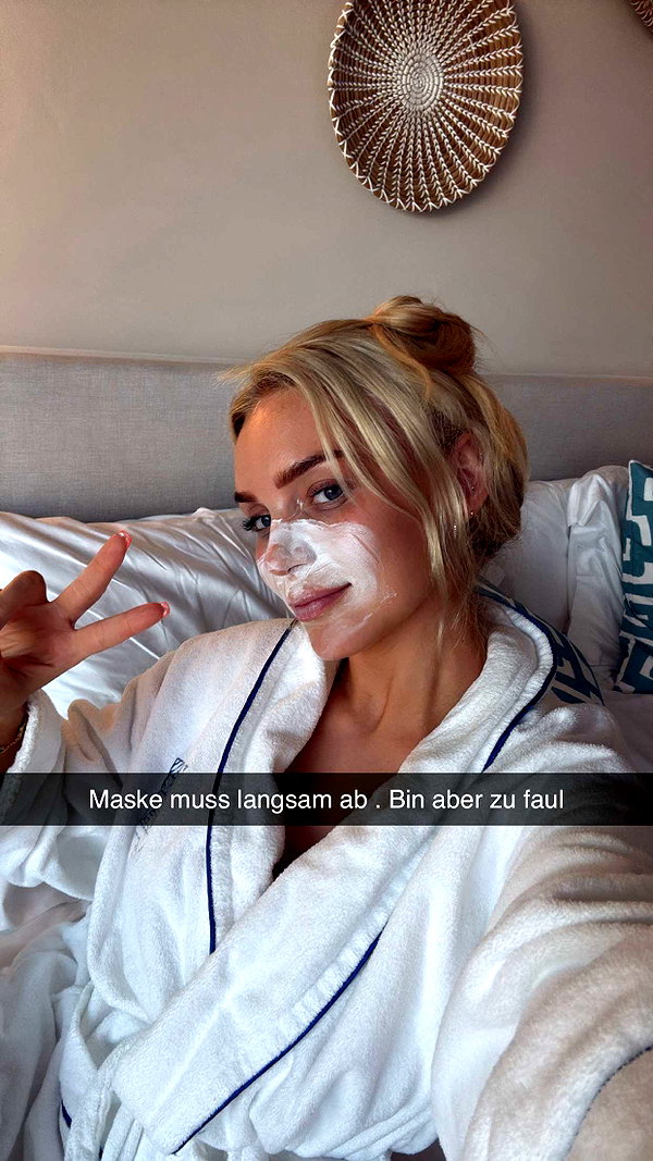 alexissshv snapchat image archive image