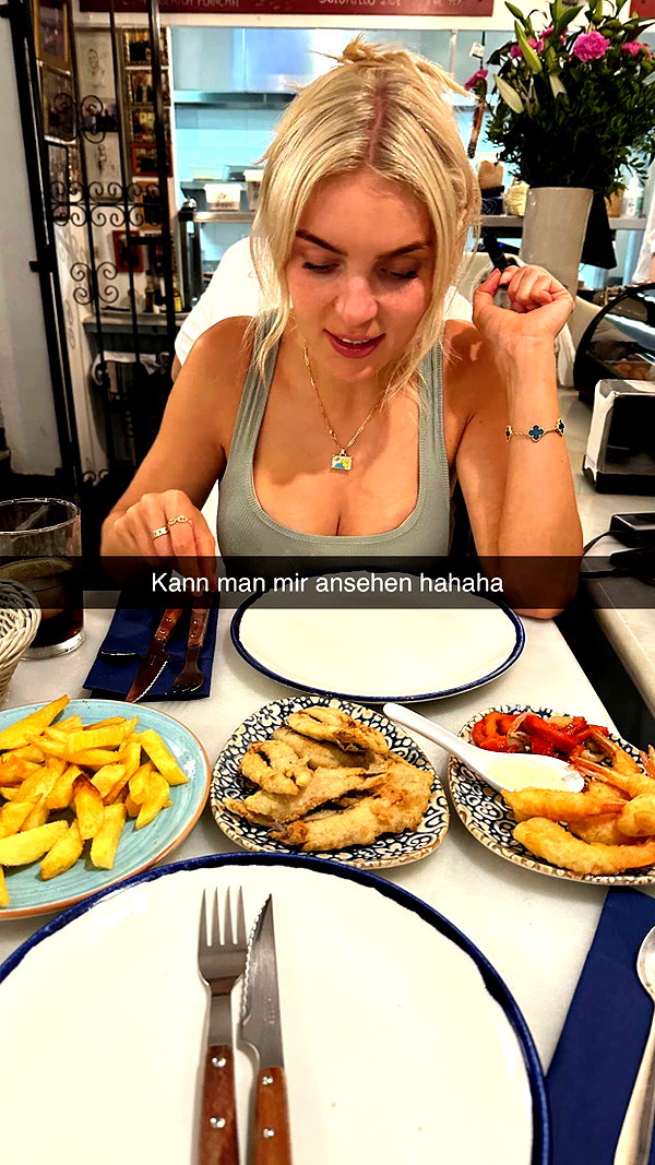alexissshv snapchat image archive image