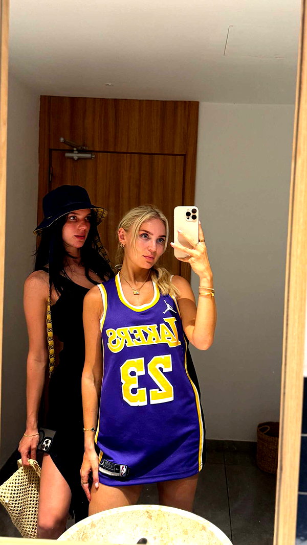 alexissshv snapchat image archive image