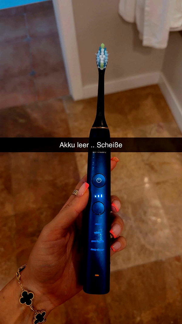 alexissshv snapchat image archive image