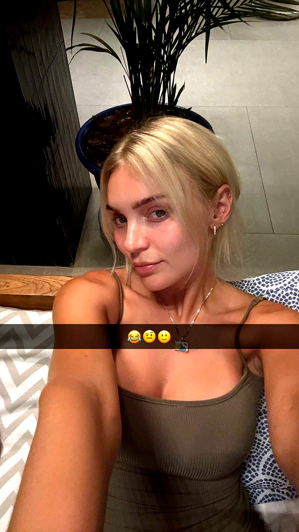 alexissshv snapchat image archive image