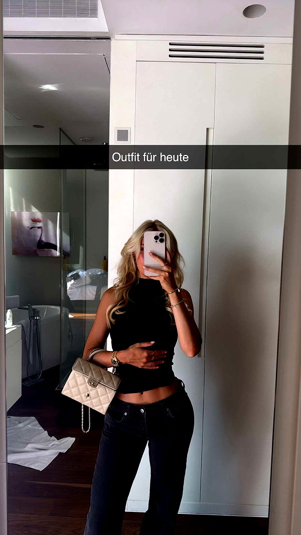 alexissshv snapchat image archive image