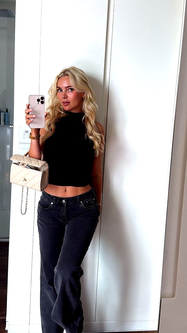 alexissshv snapchat image archive image