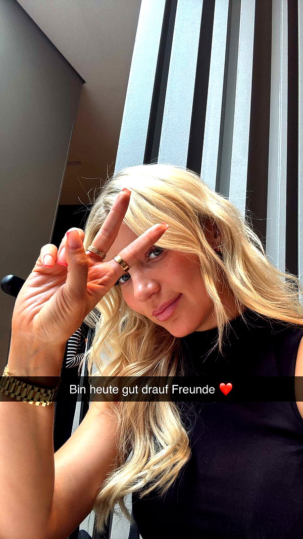 alexissshv snapchat image archive image
