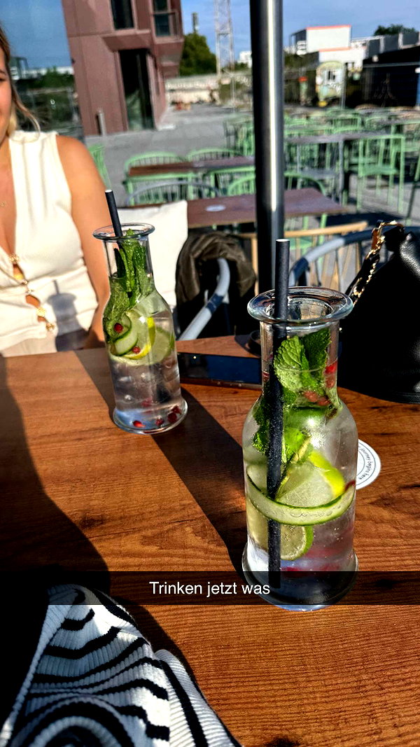alexissshv snapchat image archive image