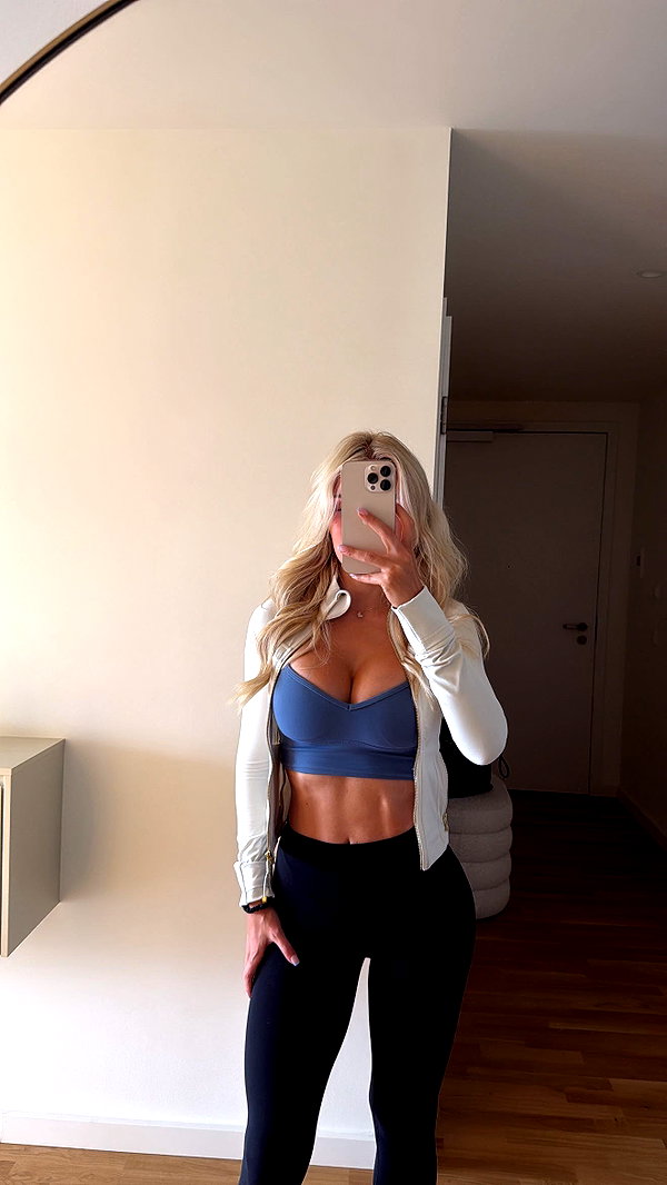 alexissshv snapchat image archive image