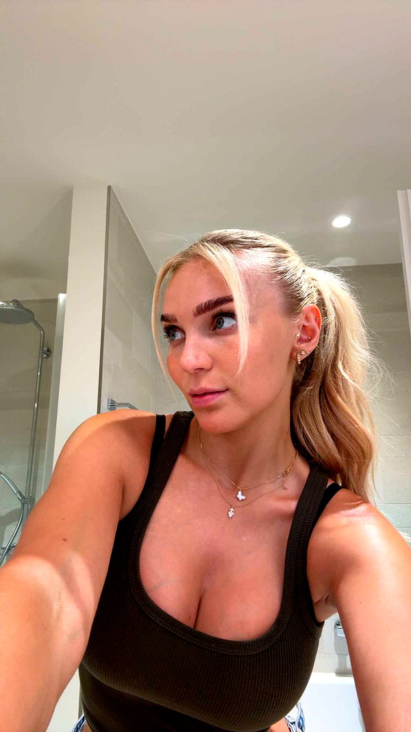 alexissshv snapchat image archive image