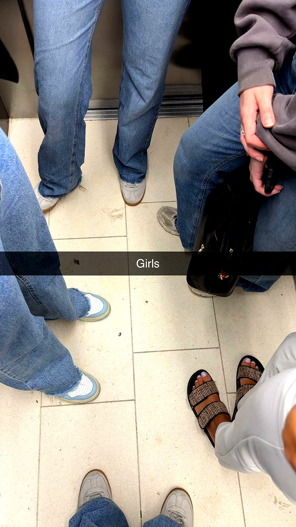 alexissshv snapchat image archive image