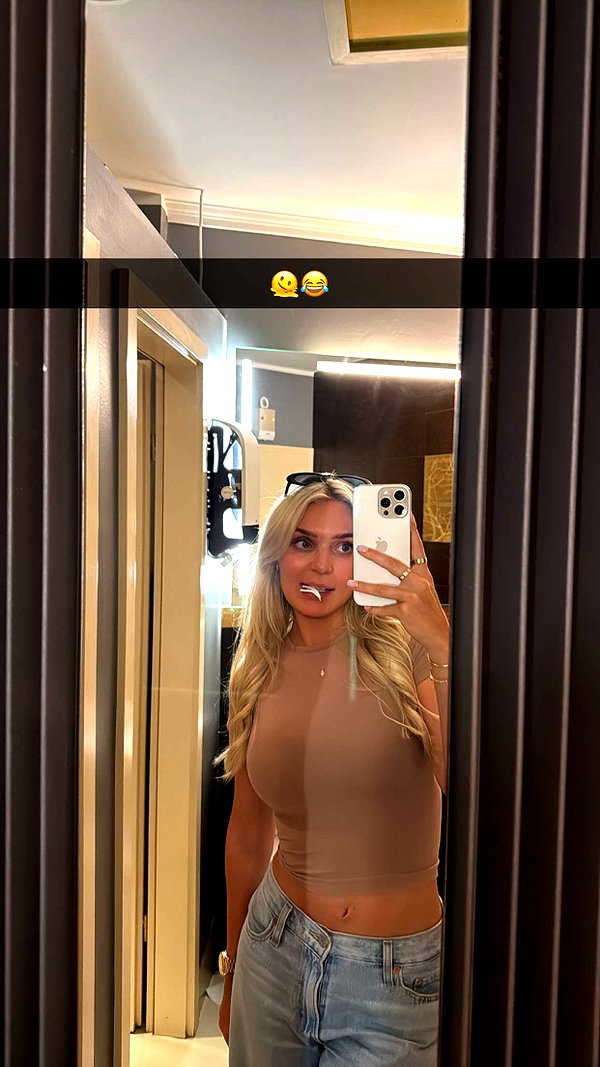 alexissshv snapchat image archive image