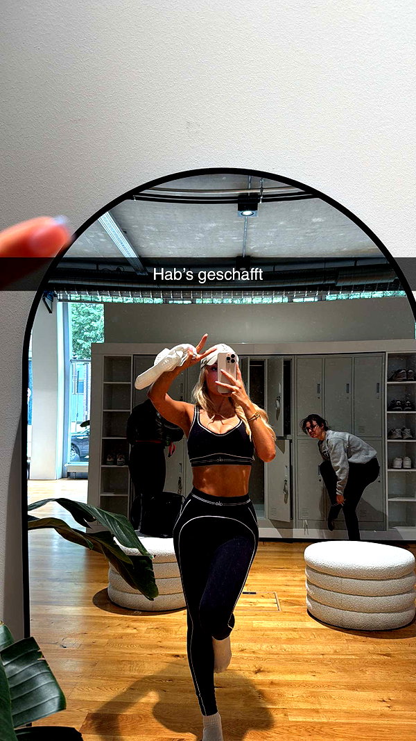 alexissshv snapchat image archive image