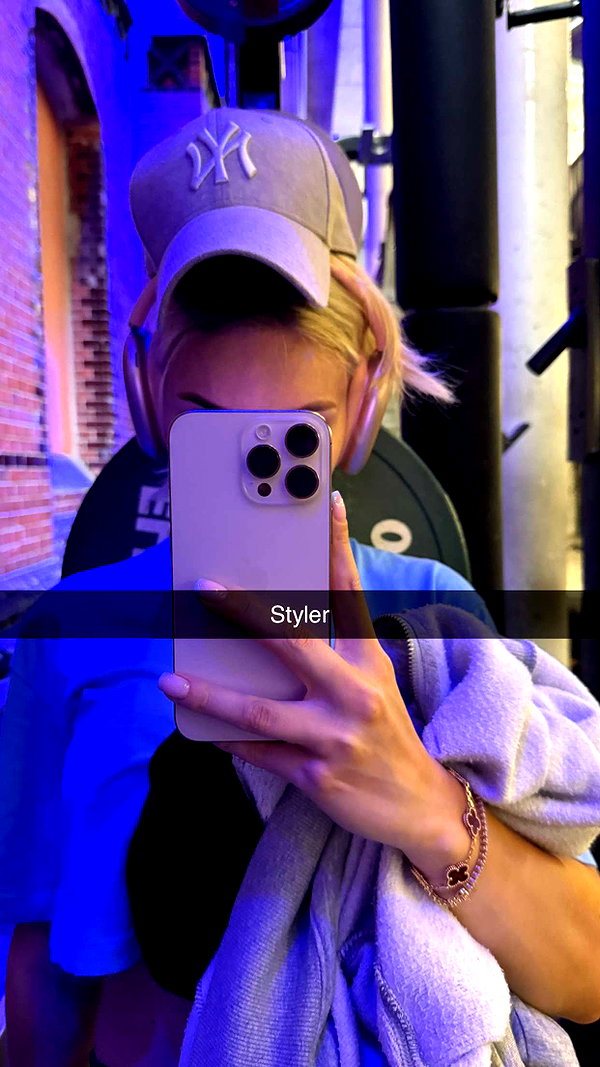 alexissshv snapchat image archive image