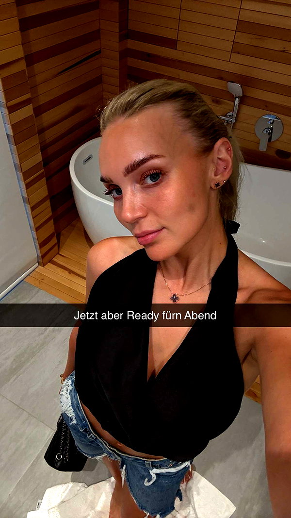 alexissshv snapchat image archive image