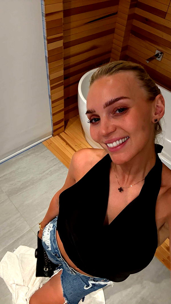 alexissshv snapchat image archive image