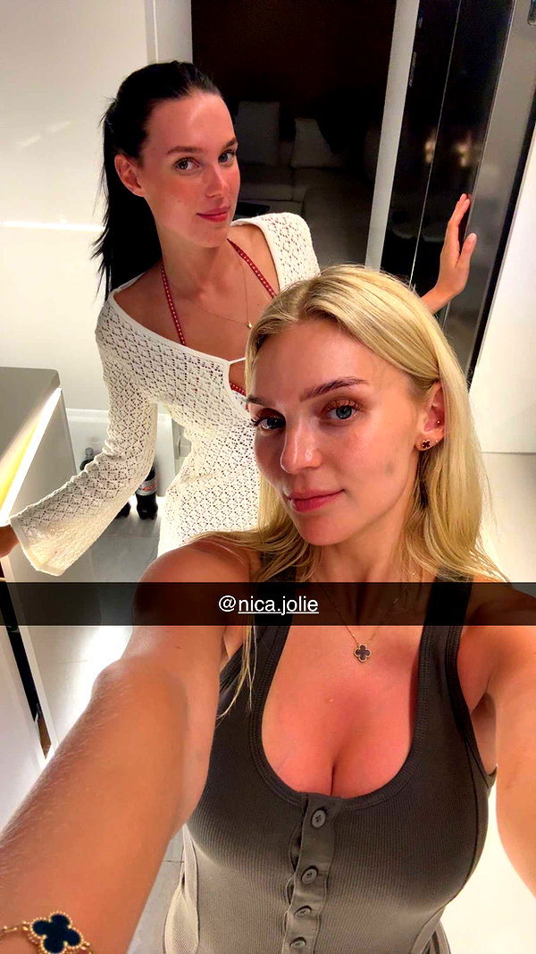 alexissshv snapchat image archive image