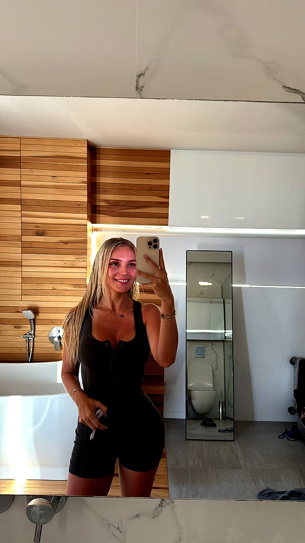 alexissshv snapchat image archive image