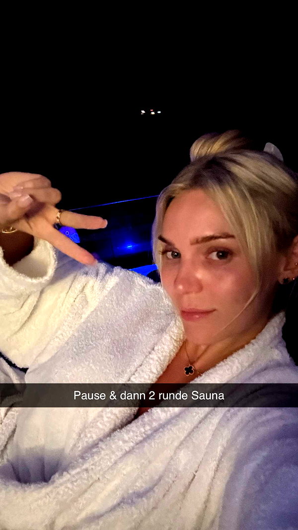 alexissshv snapchat image archive image