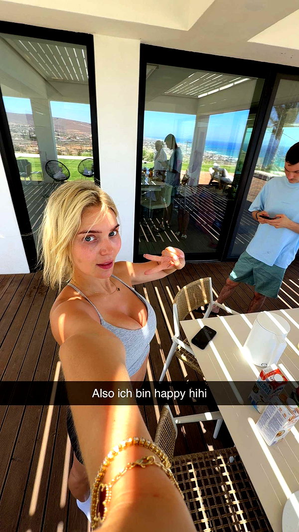 alexissshv snapchat image archive image