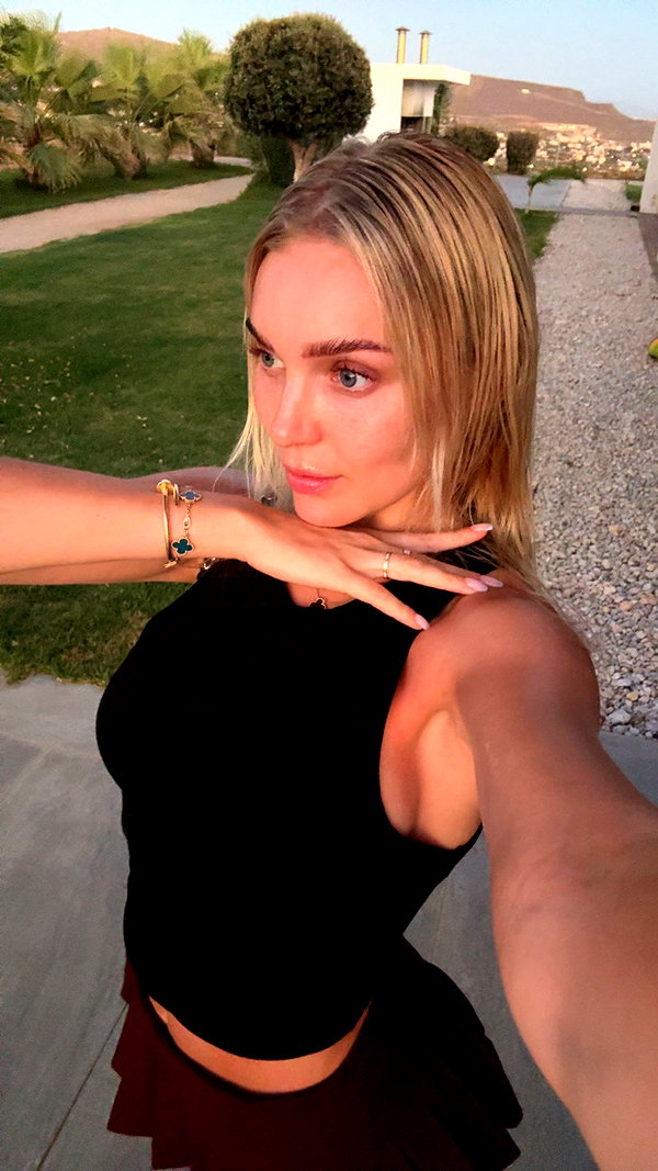 alexissshv snapchat image archive image